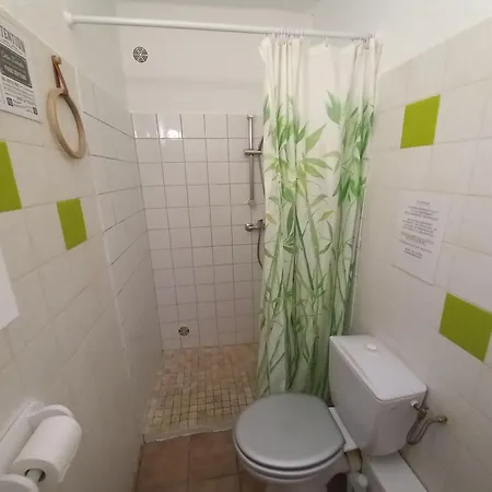 Appartement 60 M2 Climatise 2 Adultes Max Et 2 Enfants Piscine Partagee *