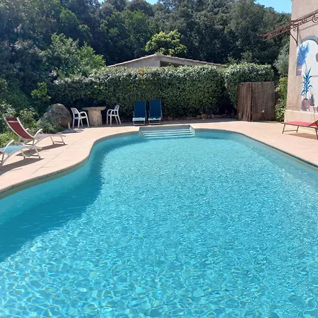 60 M2 Climatise 2 Adultes Max Et 2 Enfants Piscine Partagee Appartement *